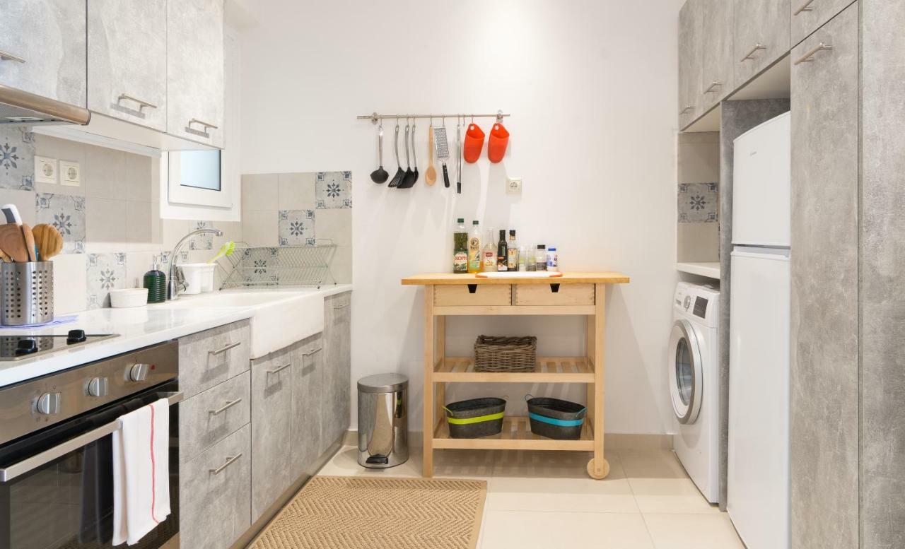 1 Km From The Acropolis 1 Bedroom Apt Netflix And Washing Machine Athen Eksteriør billede